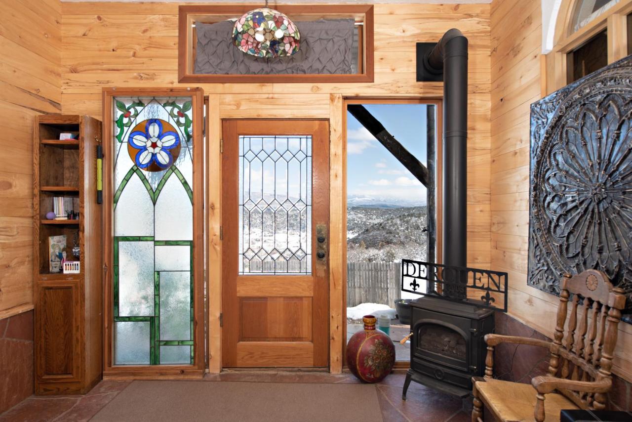 גלנווד ספרינגס Wanderer Studio, An Off Grid Mountain Guest Studio With Fantastic Views מראה חיצוני תמונה